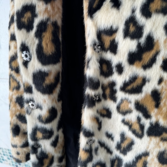 CUPCAKES AND CASHMERE | FAUX FUR COAT - Picture 8 of 12